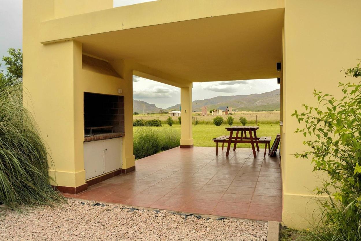 Villa Cabanas De Las Pinturas Sierra de la Ventana Exterior foto