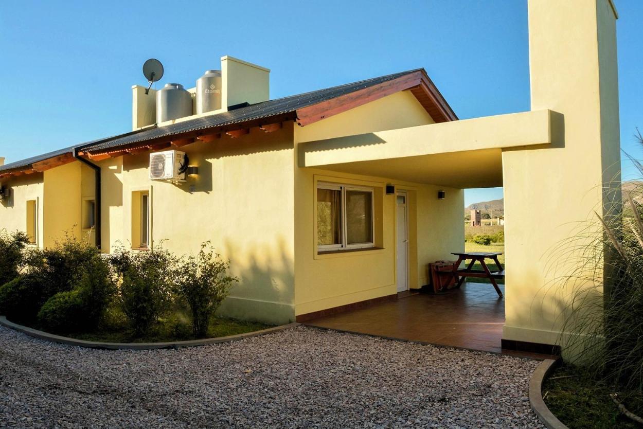 Villa Cabanas De Las Pinturas Sierra de la Ventana Exterior foto