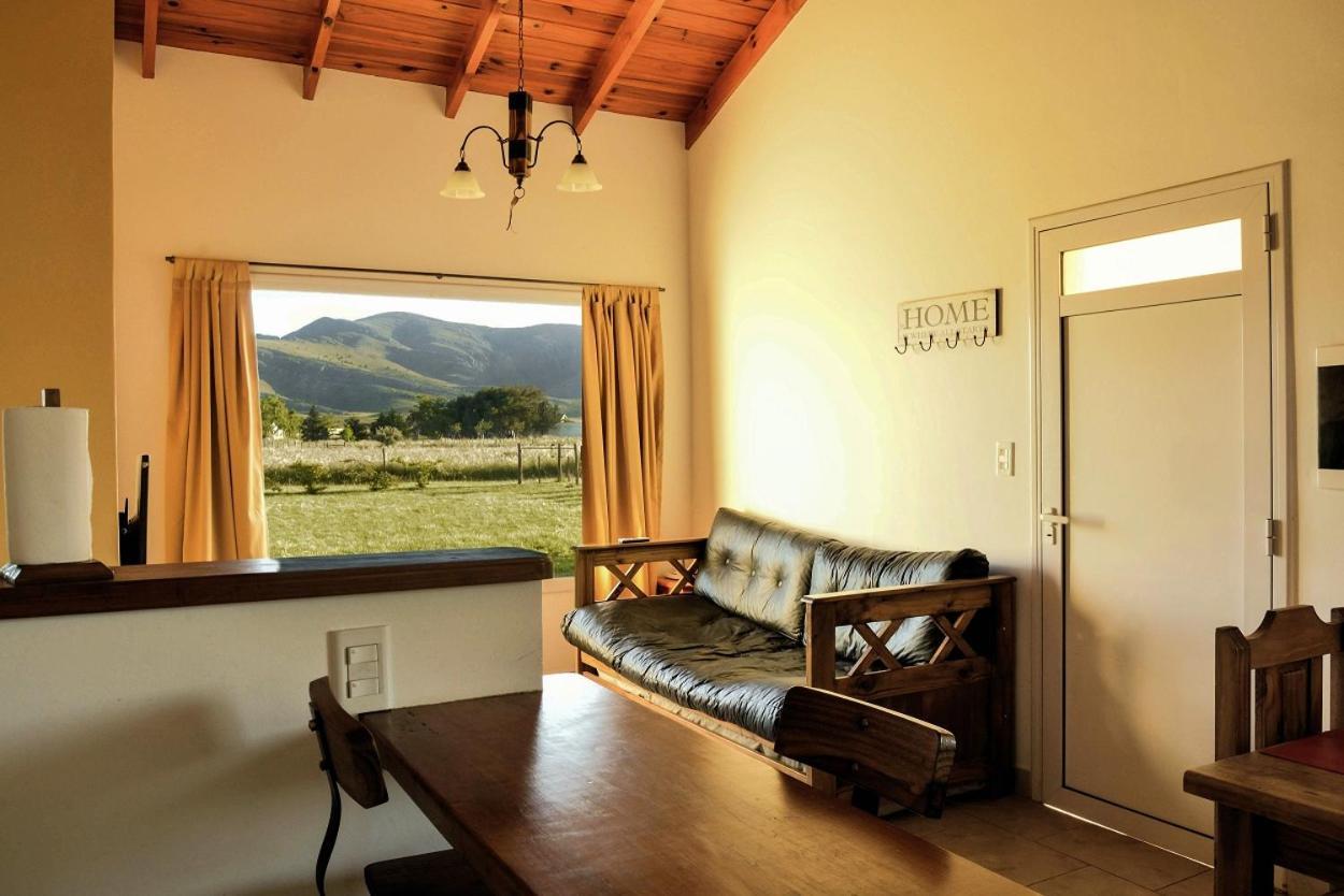 Villa Cabanas De Las Pinturas Sierra de la Ventana Exterior foto