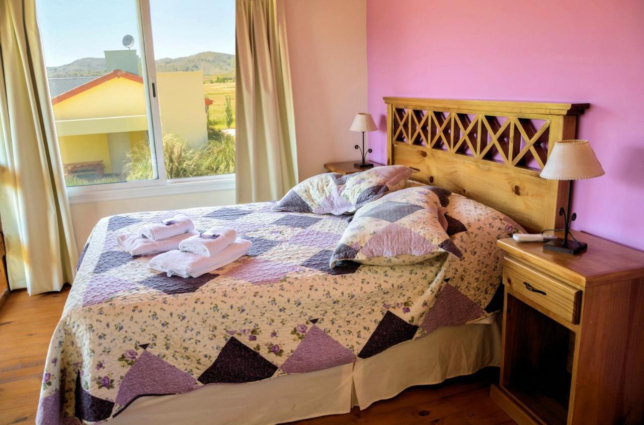 Villa Cabanas De Las Pinturas Sierra de la Ventana Exterior foto